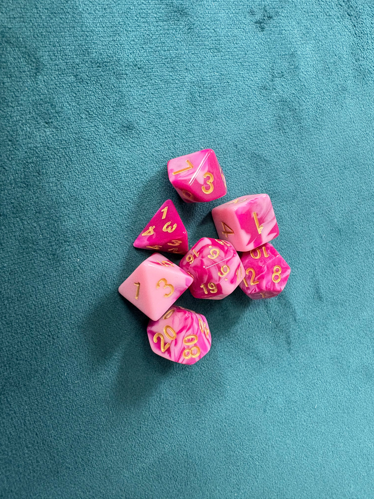 DND dice F16