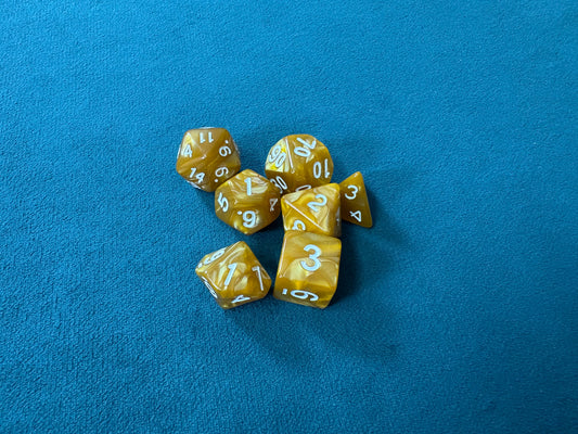 DND dice F33