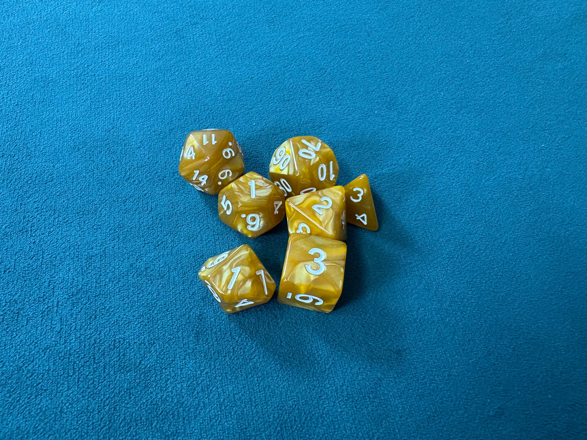 DND dice F33